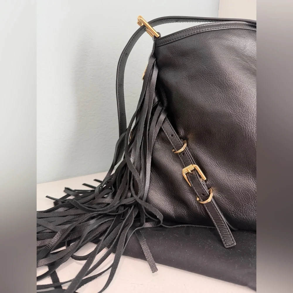 Givenchy hardware gold voyou